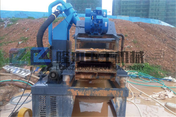 隆中重工時產(chǎn)脫水200方的礦山帶式污泥壓濾機(jī)，效益C乎你想象