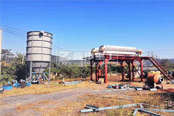 隆中污泥壓濾機(jī)充分展現(xiàn)技術(shù)性能