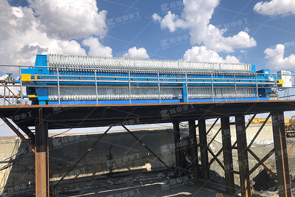 廂式壓濾機為何受市場歡迎，一臺廂式污泥壓濾機的價位是多少呢？